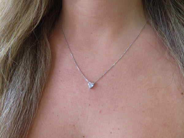 'SINGLE CRYSTAL HEART NECKLACE'