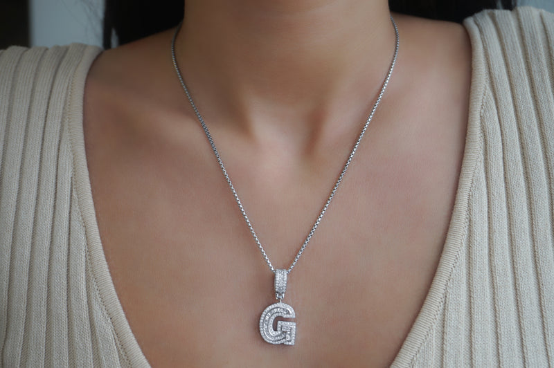 'DOUBLE ICE INITIAL NECKLACE'