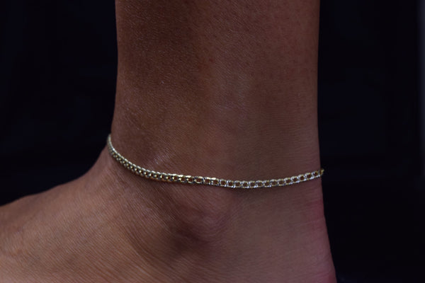 ‘MINI TWO-TONE CURB LINK ANKLET’